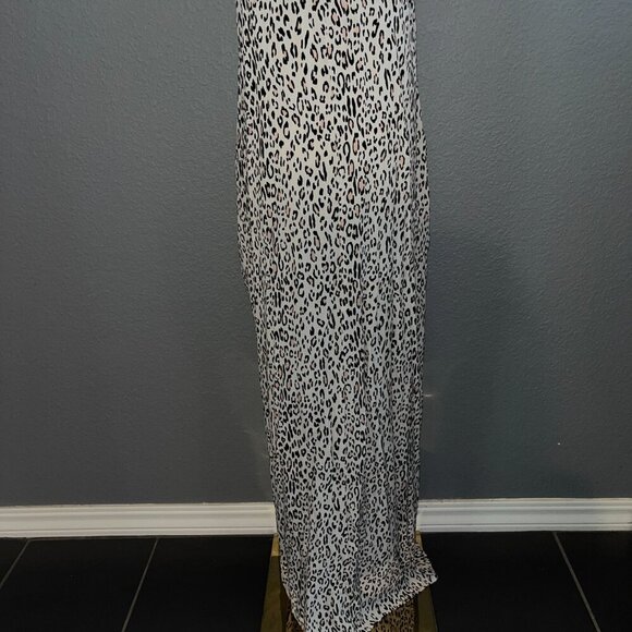 LULUS Leopard Print Maxi Slip Dress Spaghetti Straps- Pockets- V-Necks - M - Picture 9 of 14